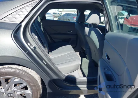 2024 Hyundai Elantra Sel from USA, damaged, VIN KMHLM4DG9RU805836